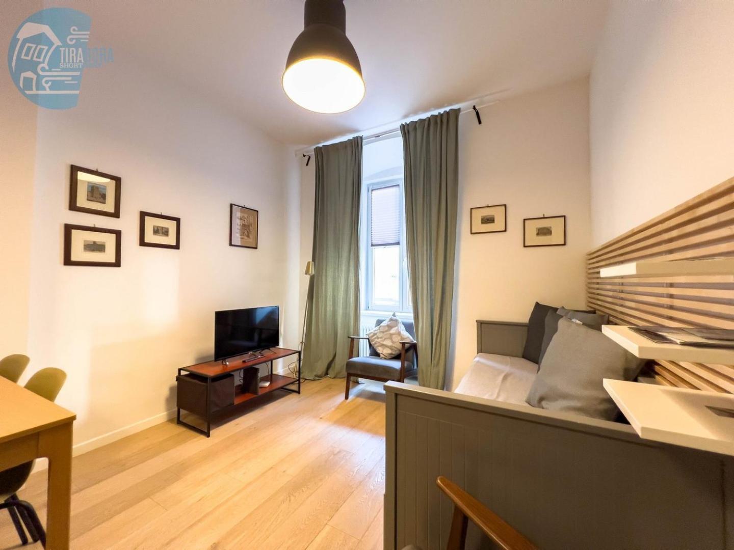 Appartamento Imbriani 4S Tirabora Short Rent Trieste Esterno foto